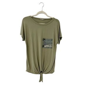 Bombom Green Short Sleeve Tie Front Top Camo pocket Size M